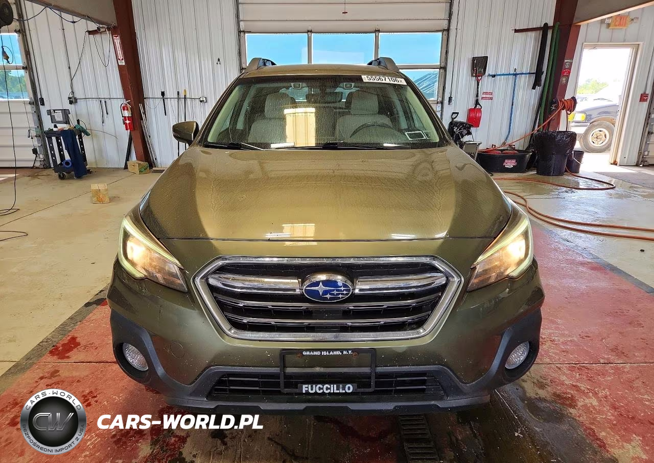 2019 Subaru Outback 2.5I Premium VIN:4S4BSAFC7K3352032 - 5