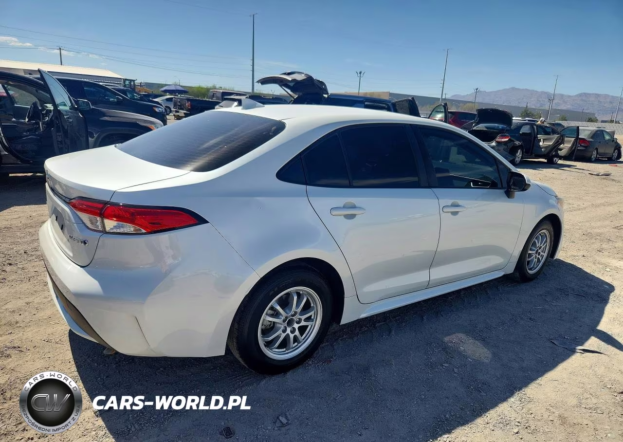2022 Toyota Corolla Le VIN:JTDEAMDE7NJ036477 - 3