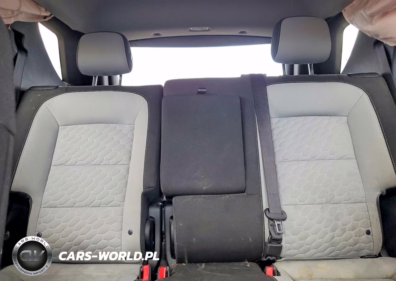2018 Chevrolet Equinox Lt VIN:2GNAXSEV7J6302787 - 10