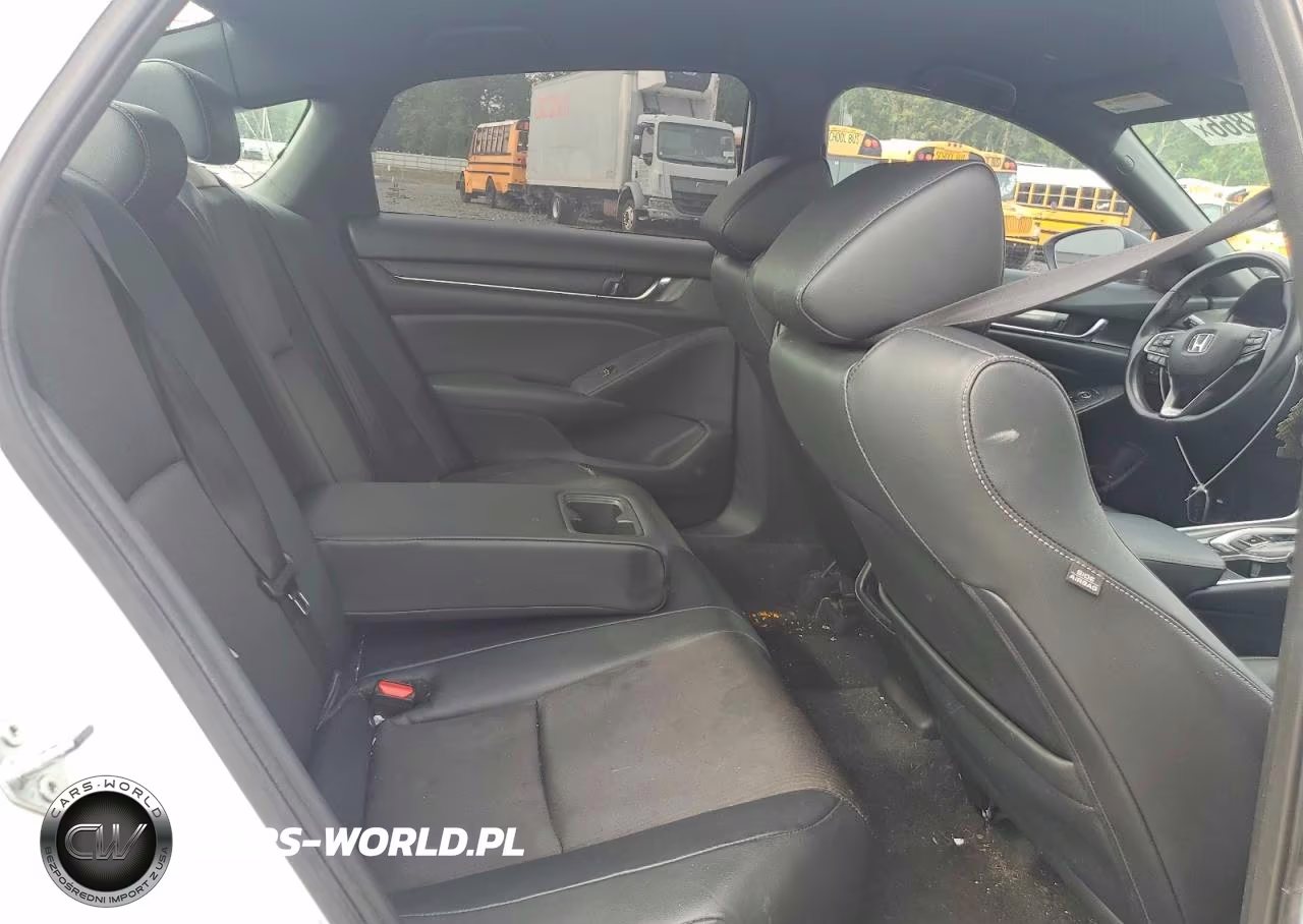 2022 Honda Accord Hybrid Sport VIN:1HGCV3F24NA040173 - 10
