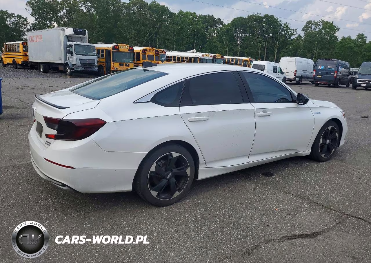 2022 Honda Accord Hybrid Sport VIN:1HGCV3F24NA040173 - 3