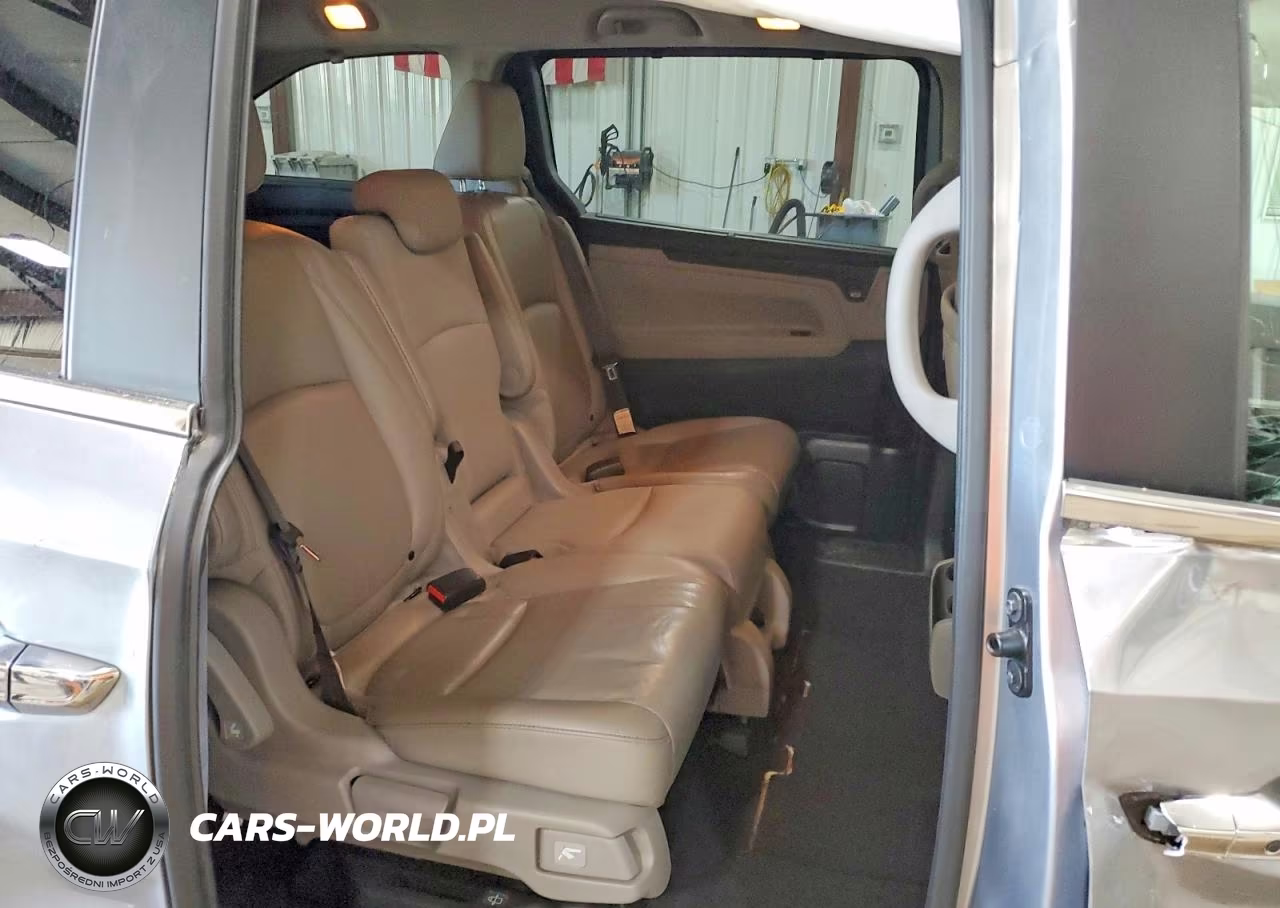 2022 Honda Odyssey Touring VIN:5FNRL6H82NB041573 - 11