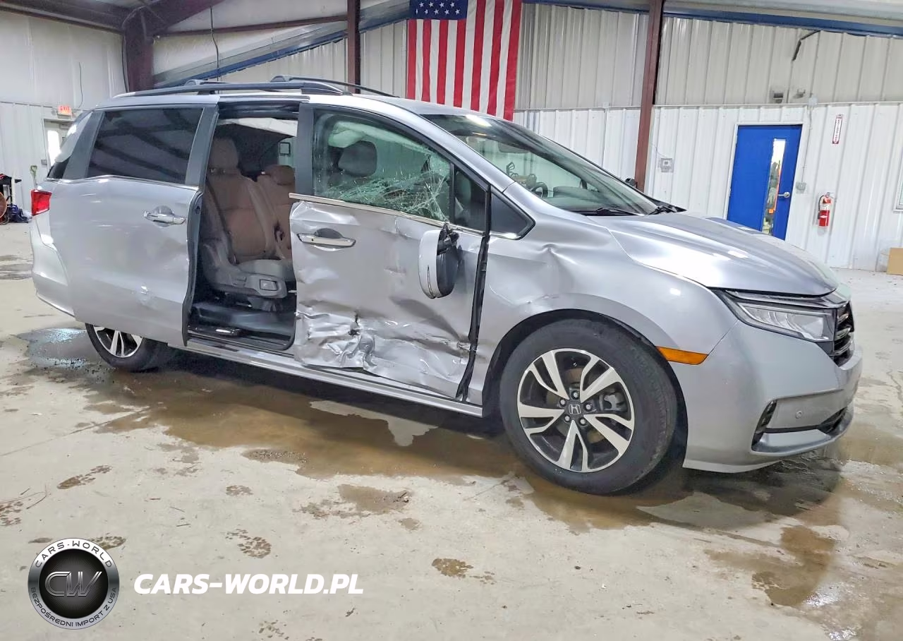2022 Honda Odyssey Touring VIN:5FNRL6H82NB041573 - 4