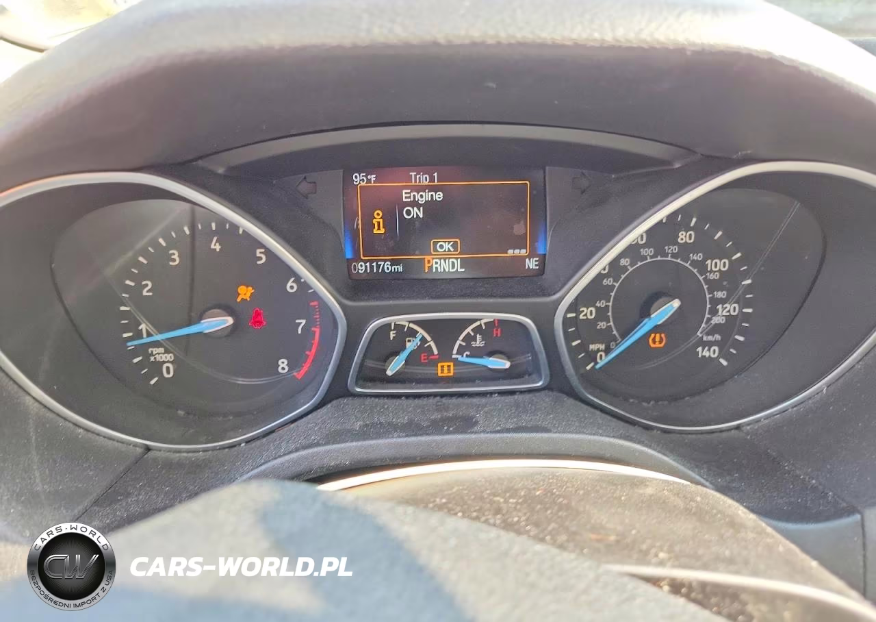 2015 Ford Focus Se VIN:1FADP3F25FL228466 - 9