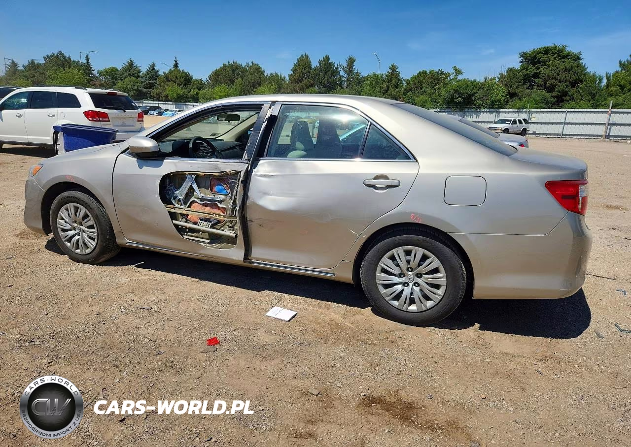 2014 Toyota Camry Le VIN:4T1BF1FK6EU449698 - 2