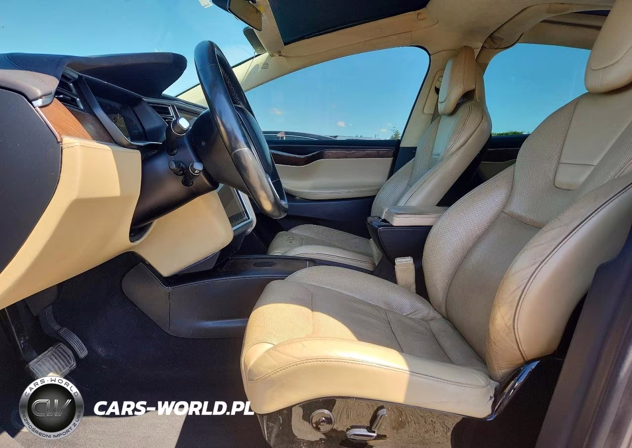 2016 Tesla Model X VIN:5YJXCAE23GF005713 - 7