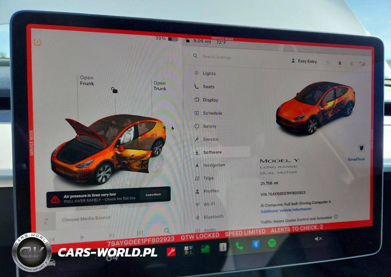 2023 Tesla Model Y VIN:7SAYGDEE1PF802923 - 9