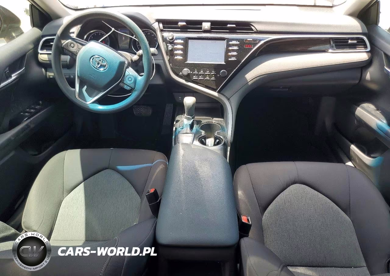 2018 Toyota Camry Le VIN:4T1B11HK9JU062715 - 8