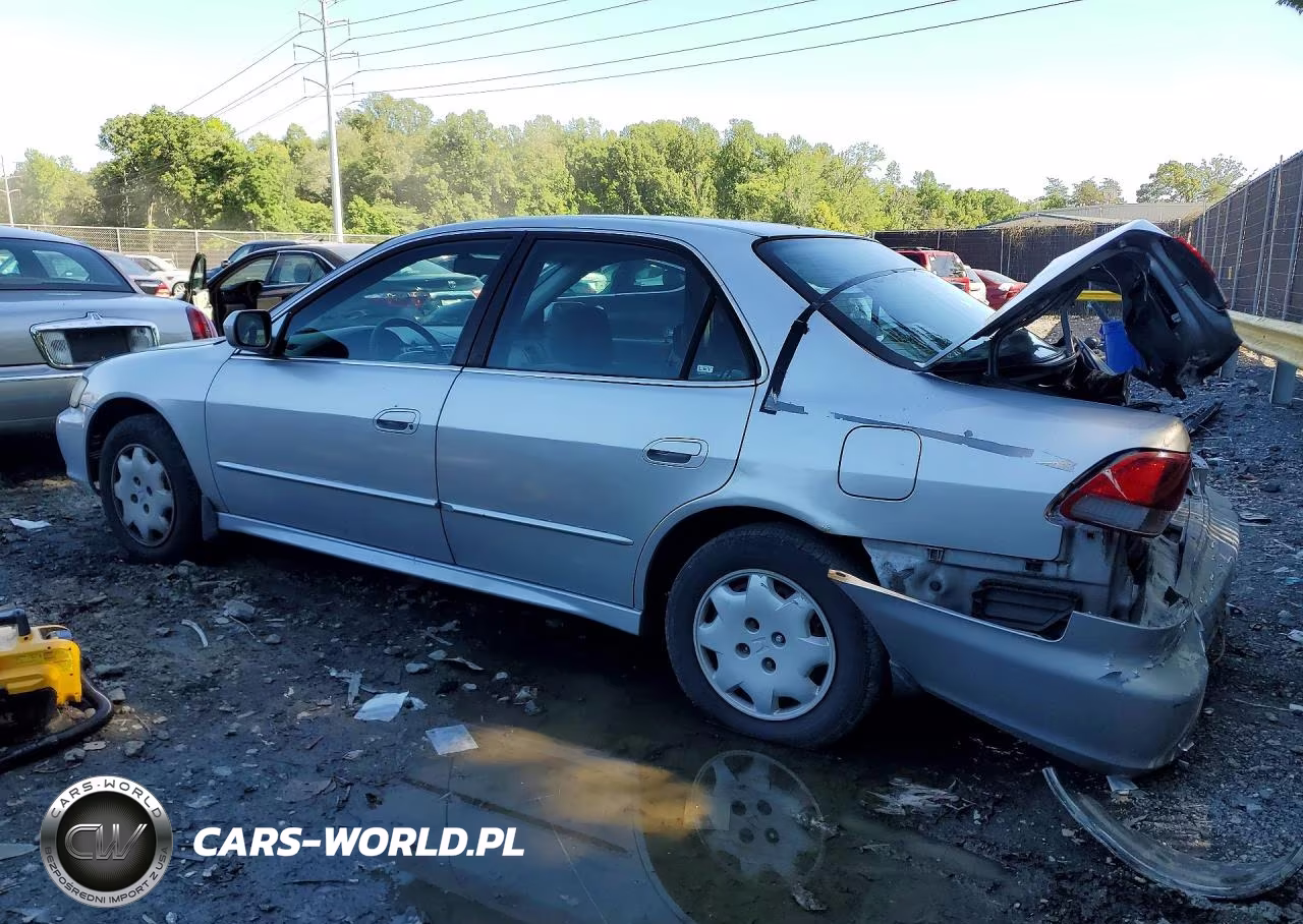 2001 Honda Accord Lx VIN:1HGCG56451A103038 - 2