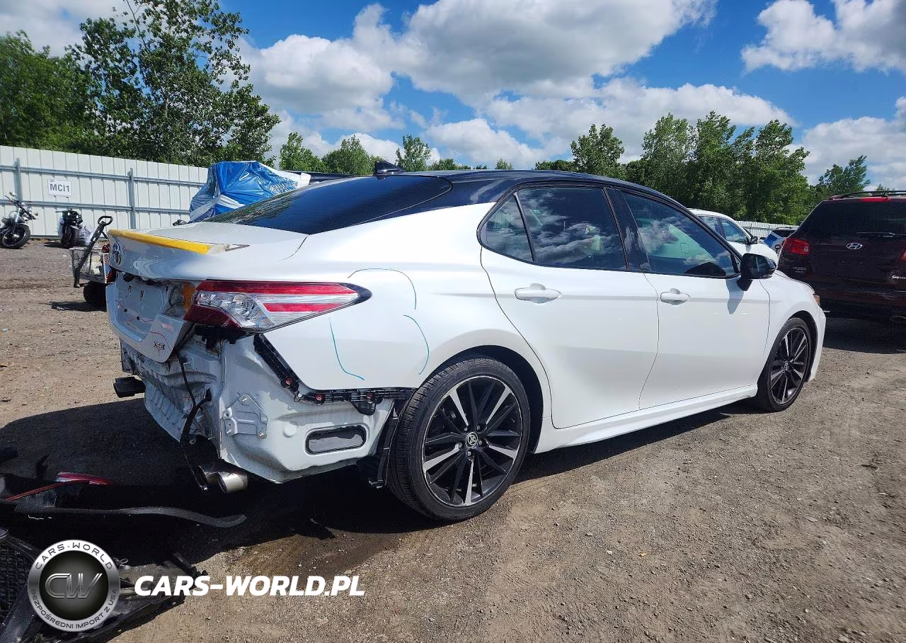 2020 Toyota Camry Xse V6 VIN:4T1KZ1AK2LU040688 - 3