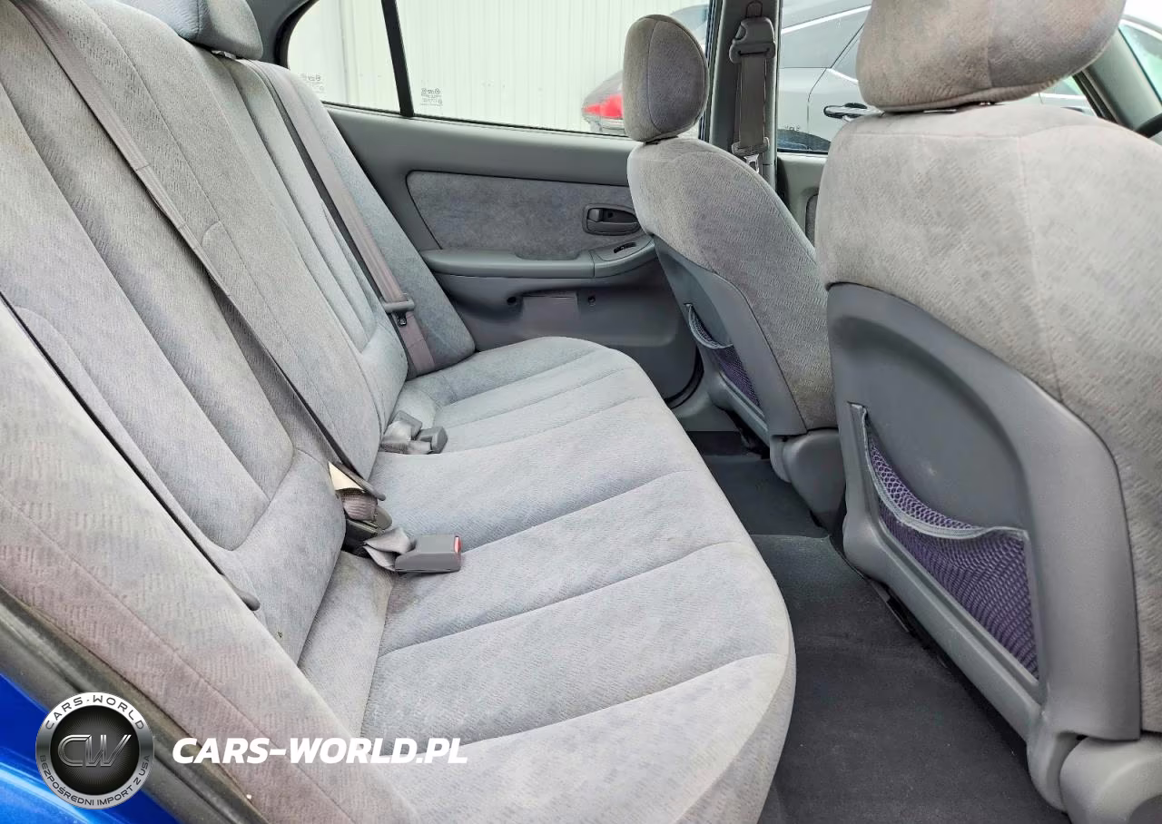 2005 Hyundai Elantra Gls VIN:KMHDN46D75U073334 - 10