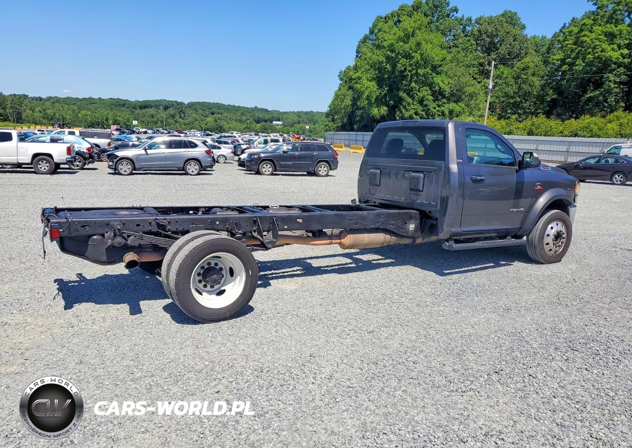 2019 Ram 5500 VIN:3C7WRNDL0KG564802 - 3