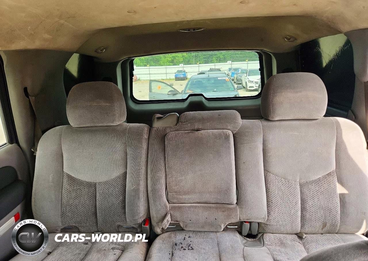 2003 Chevrolet Tahoe C1500 VIN:1GNEC13V83R105712 - 10