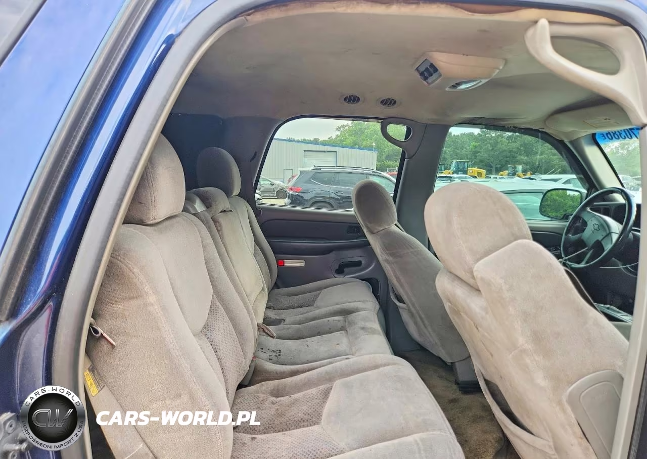 2003 Chevrolet Tahoe C1500 VIN:1GNEC13V83R105712 - 11