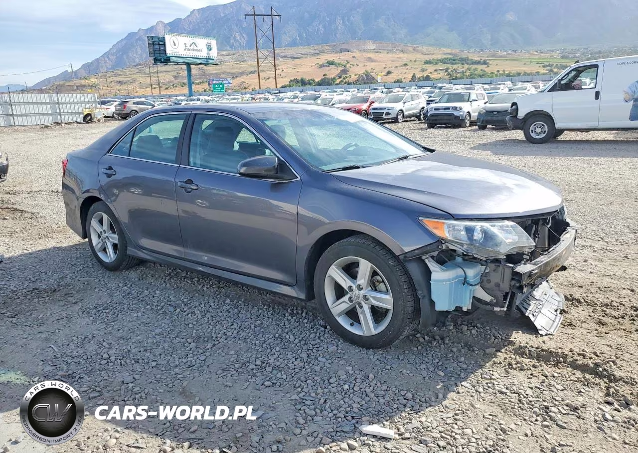2014 Toyota Camry Se VIN:4T1BF1FK6EU420346 - 4