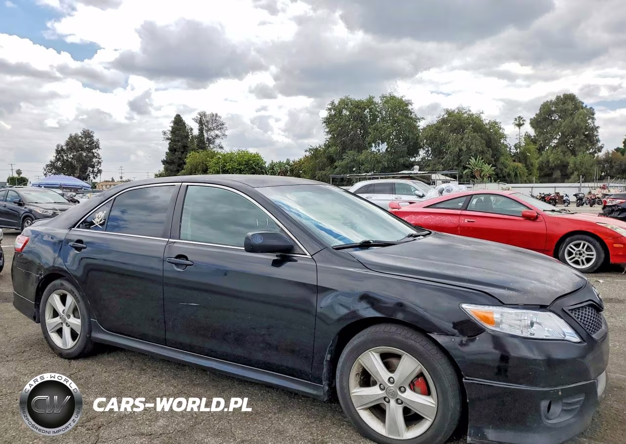2010 Toyota Camry Se VIN:4T1BF3EK2AU516854 - 4