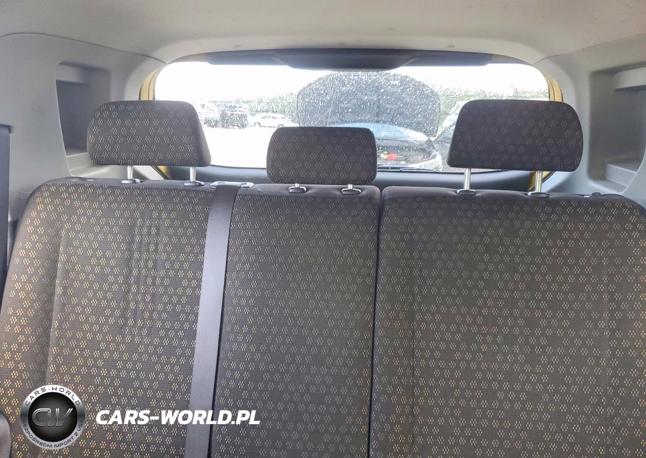 2008 Toyota Scion Xb VIN:JTLKE50E081058302 - 10