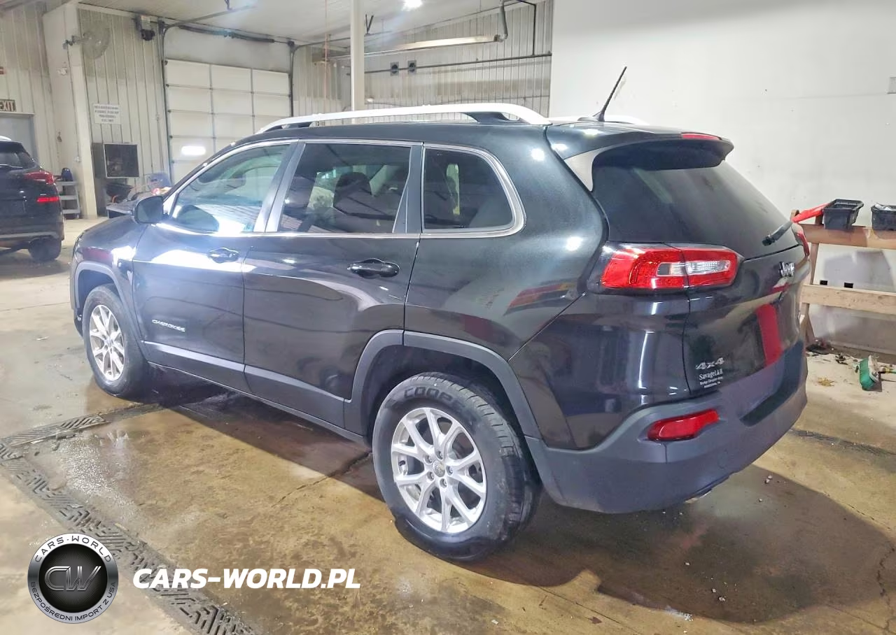 2015 Jeep Cherokee Latitude VIN:1C4PJMCB5FW502976 - 2