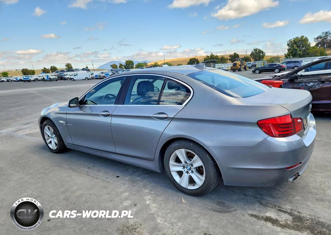 2012 BMW 528 Xi VIN:WBAXH5C54CDW08156 - 2