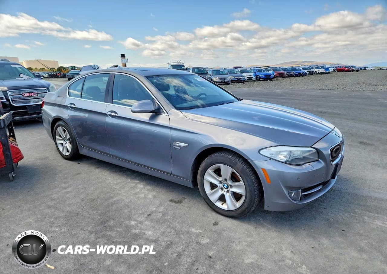 2012 BMW 528 Xi VIN:WBAXH5C54CDW08156 - 4