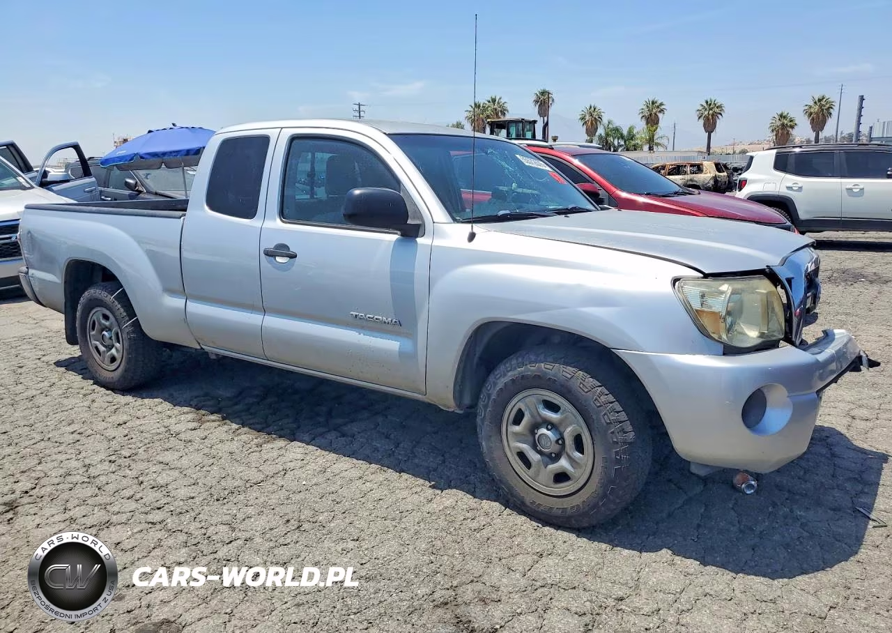 2011 Toyota Tacoma Access Cab VIN:5TFTX4CN2BX002964 - 4