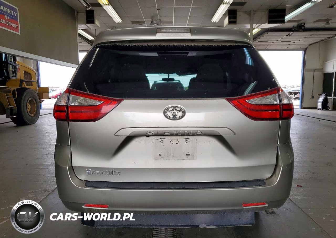 2015 Toyota Sienna Le VIN:5TDKK3DC8FS627771 - 6