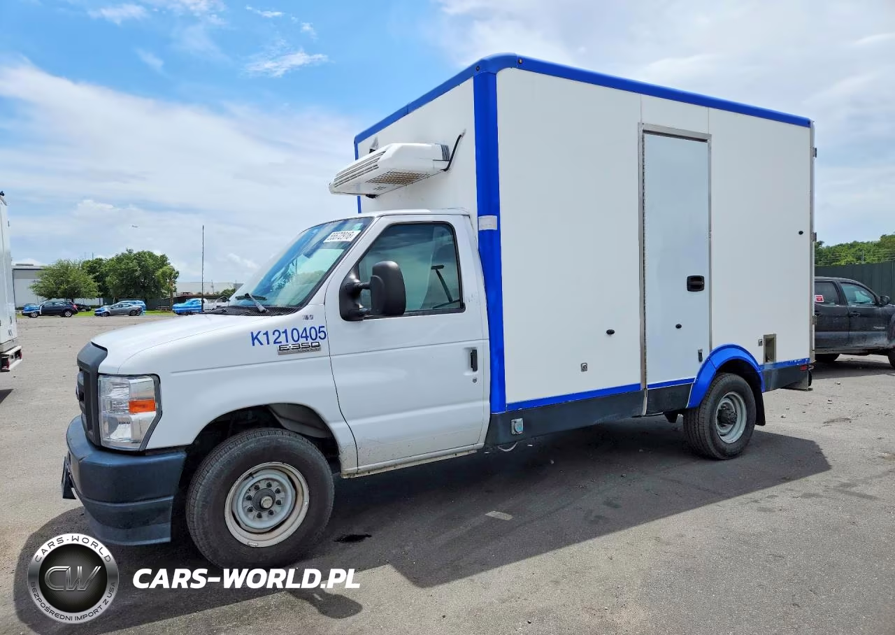 2023 Ford E350 Refrigerated Box Truck – zdjęcie 1 z 13