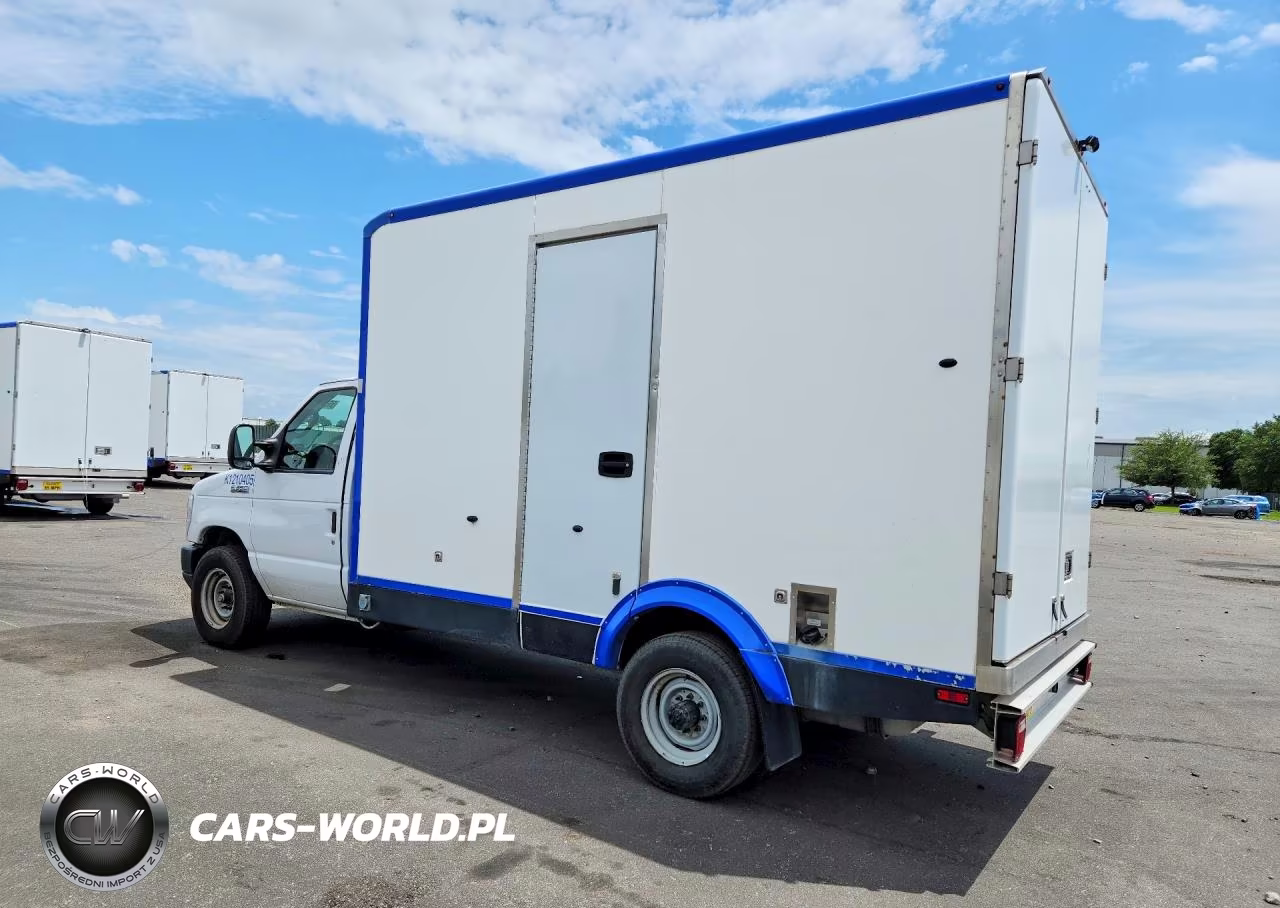 2023 Ford E350 Refrigerated Box Truck VIN:1FDWE3FK5PDD09743 - 2