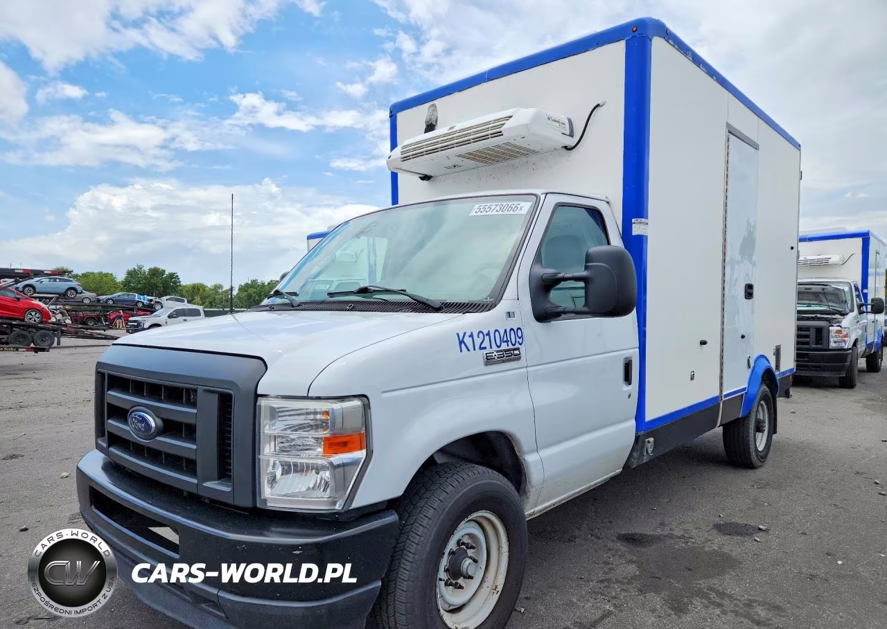 2023 Ford E350 Refrigerated Box Truck – zdjęcie 1 z 13