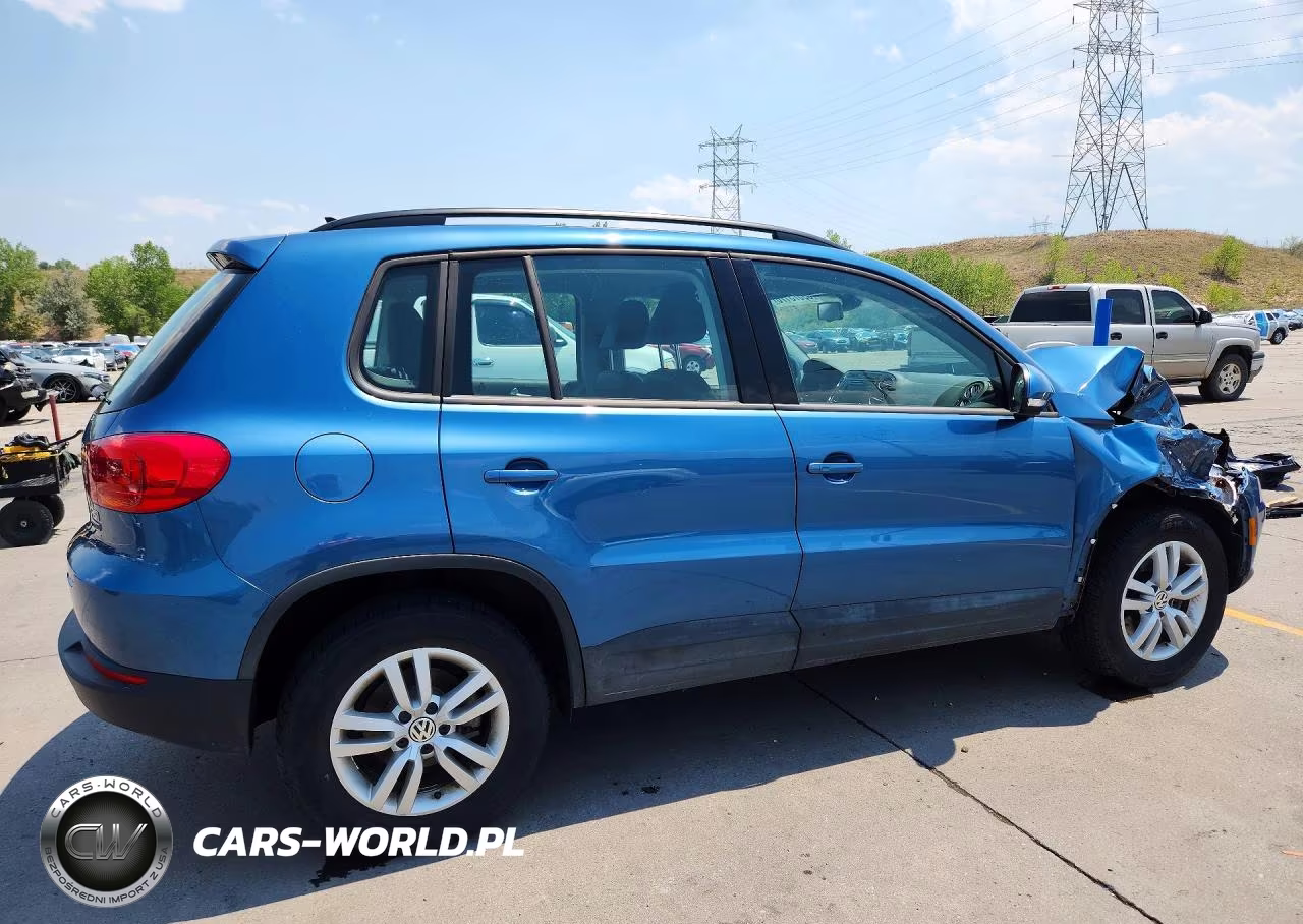 2017 Volkswagen Tiguan S VIN:WVGBV7AX4HW511097 - 3