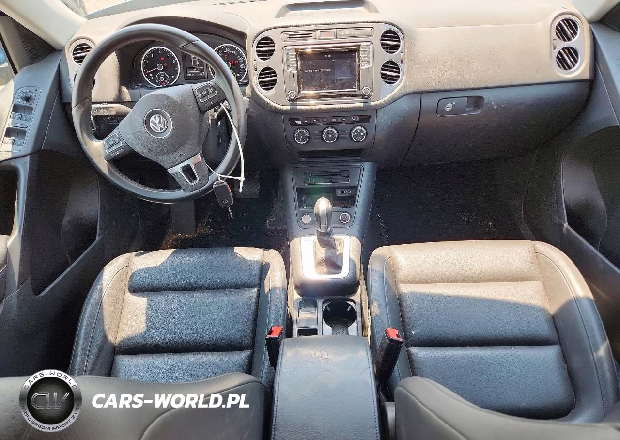 2017 Volkswagen Tiguan S VIN:WVGBV7AX4HW511097 - 8