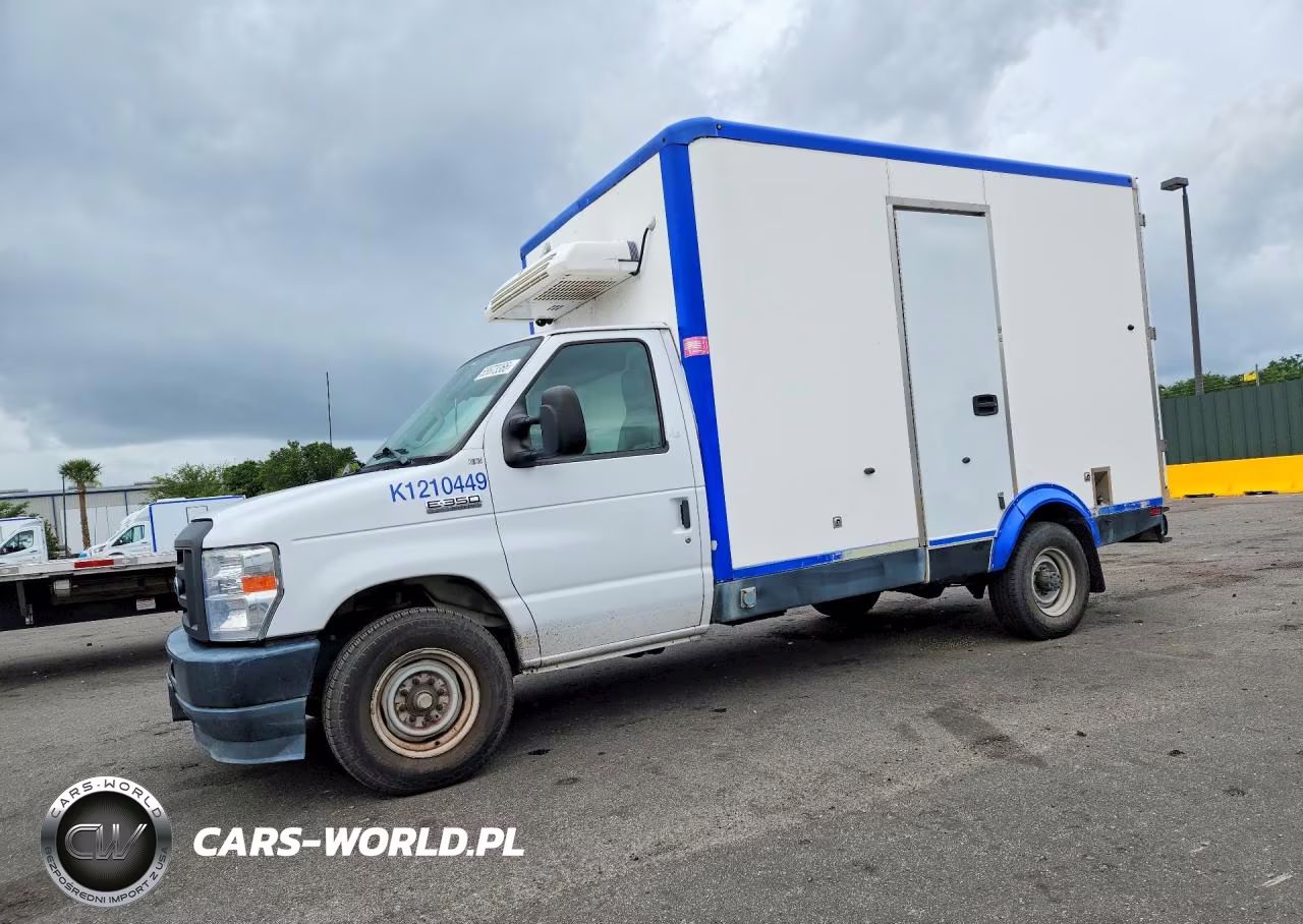 2023 Ford E350 Refrigerated Box Truck – zdjęcie 1 z 13
