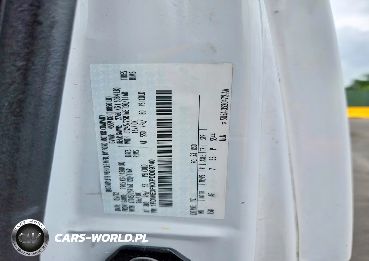 2023 Ford E350 Refrigerated Box Truck VIN:1FDWE3FKXPDD09740 - 13
