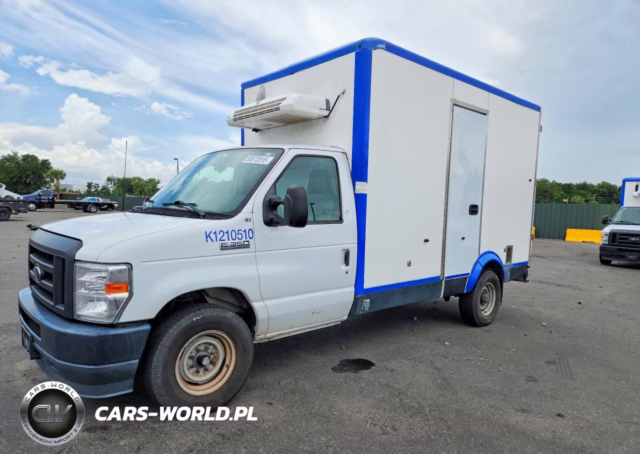2023 Ford E350 Refrigerated Box Truck – zdjęcie 1 z 13