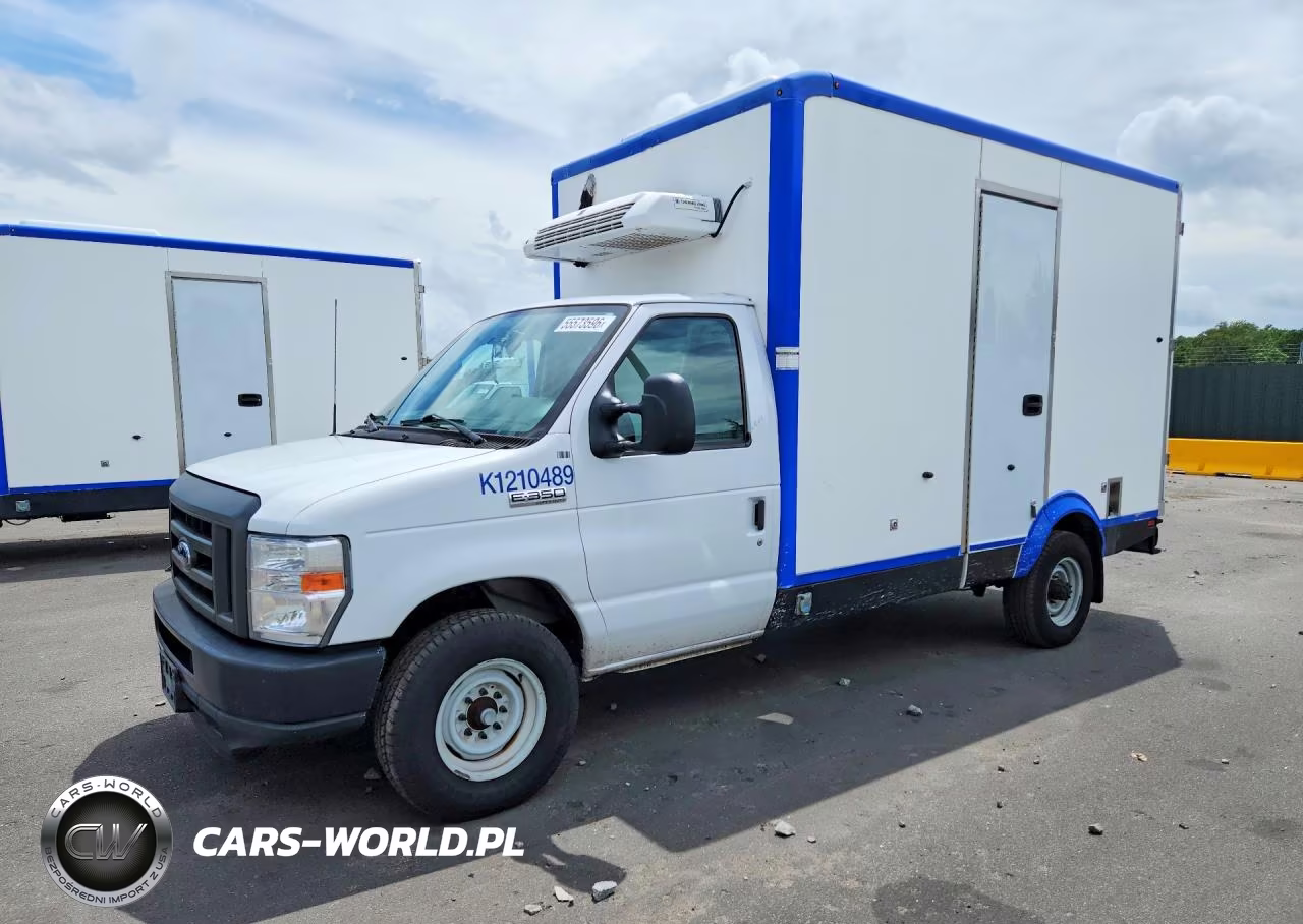 2023 Ford E350 Refrigerated Box Truck – zdjęcie 1 z 13