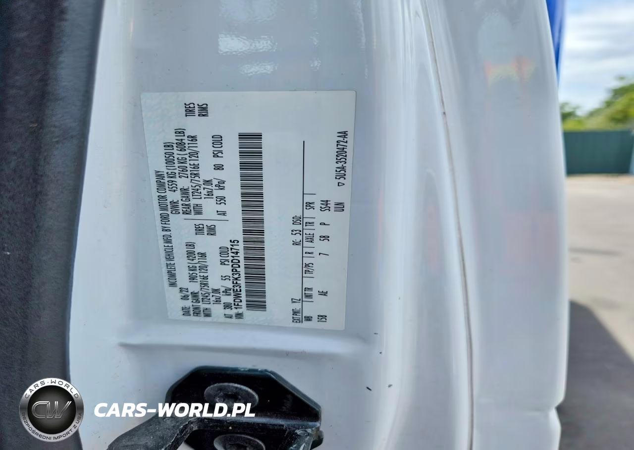 2023 Ford E350 Refrigerated Box Truck VIN:1FDWE3FK3PDD14715 - 13