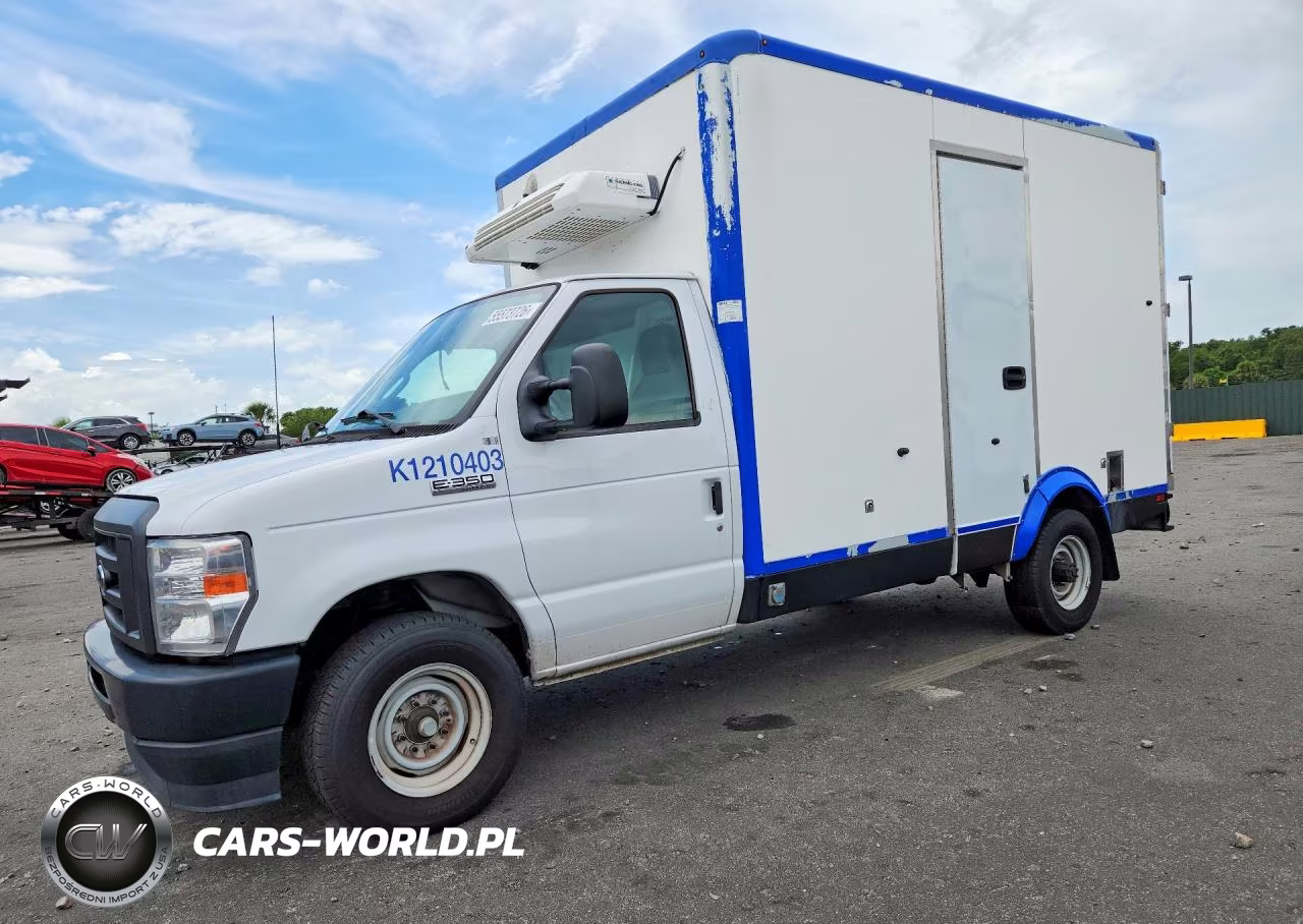 2023 Ford E350 Refrigerated Box Truck – zdjęcie 1 z 13