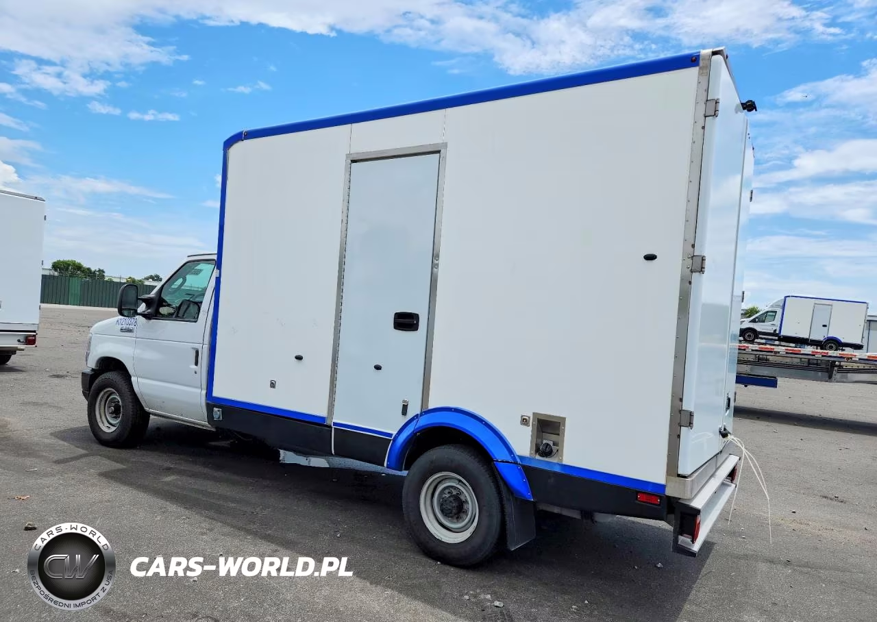 2023 Ford E350 Refrigerated Box Truck VIN:1FDWE3FKXPDD14758 - 2