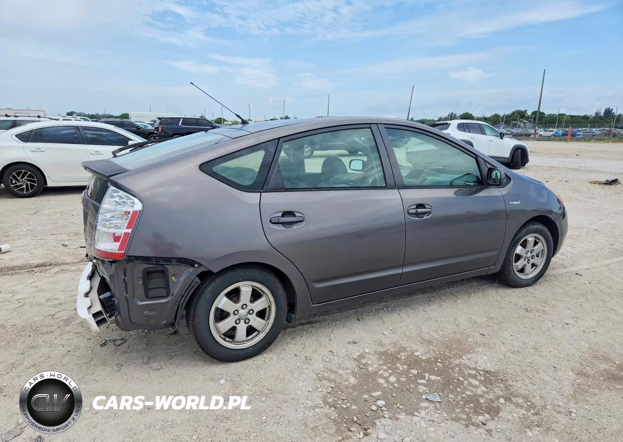 2006 Toyota Prius Base VIN:JTDKB20U863196584 - 3