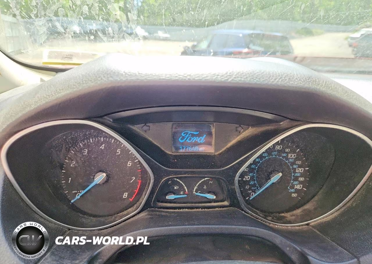 2012 Ford Focus Se VIN:1FAHP3F23CL391002 - 9