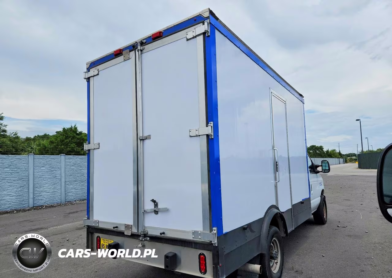 2024 Ford E350 Refrigerated Box Truck VIN:1FDWE3FN1RDD19554 - 3