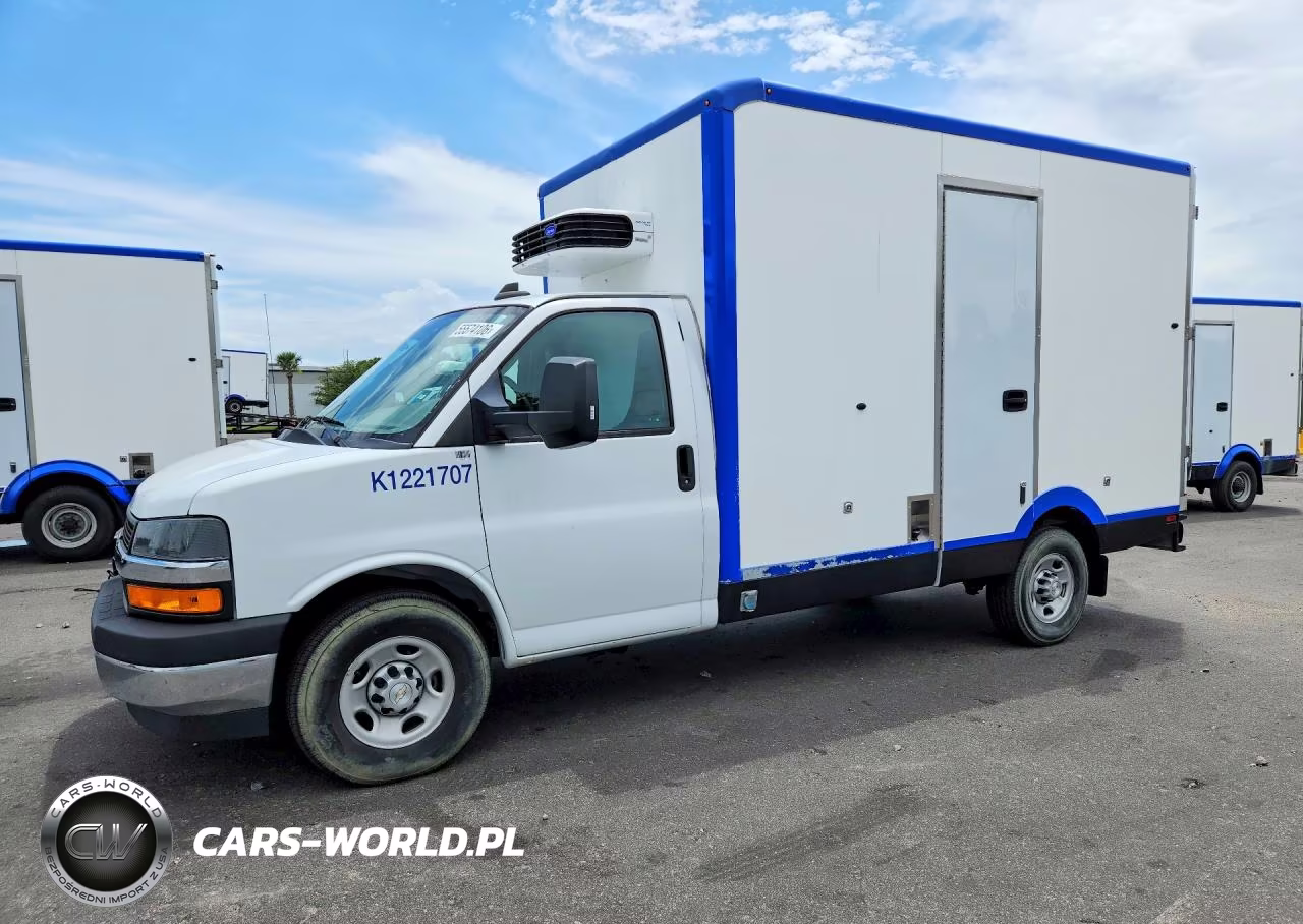 2021 Chevrolet Express Refrigerated Box Truck – zdjęcie 1 z 13