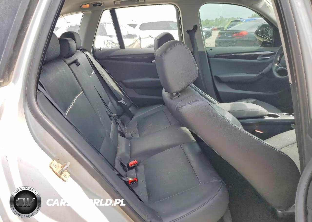2015 BMW X1 xDrive28I VIN:WBAVL1C50FVY28150 - 11