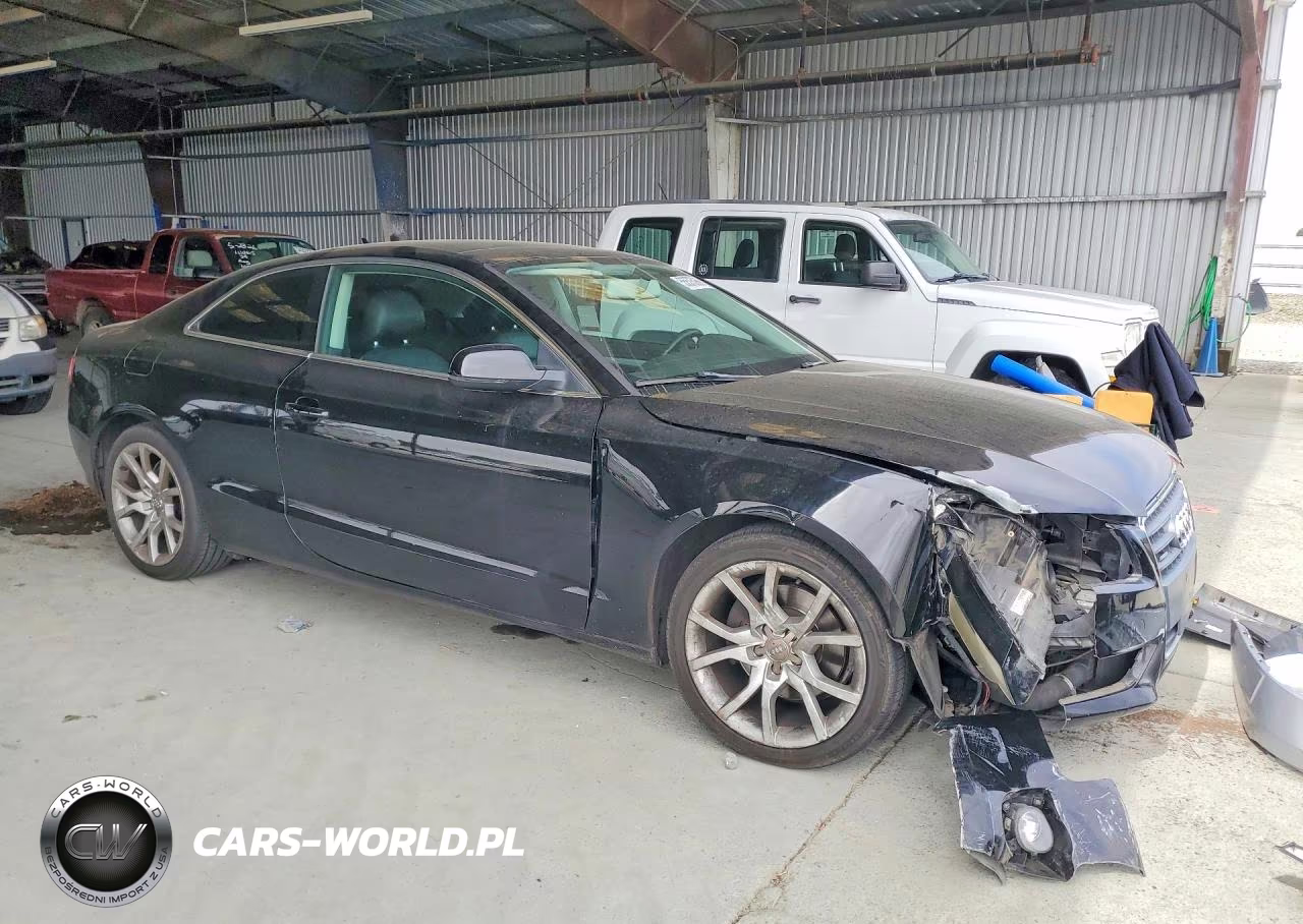 2011 Audi A5 Premium VIN:WAUCFAFR1BA004446 - 4