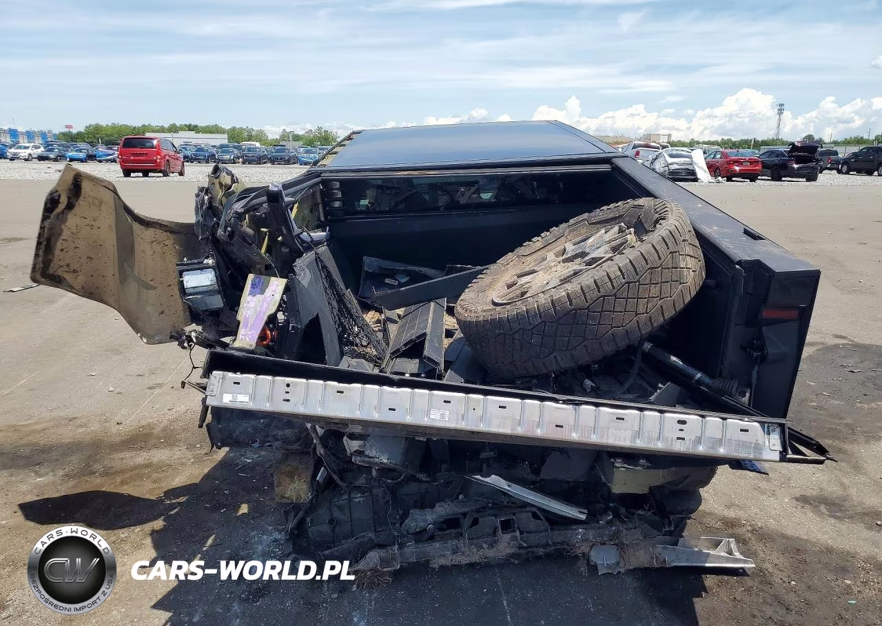 2024 Tesla Cybertruck VIN:7G2CEHED9RA013718 - 6
