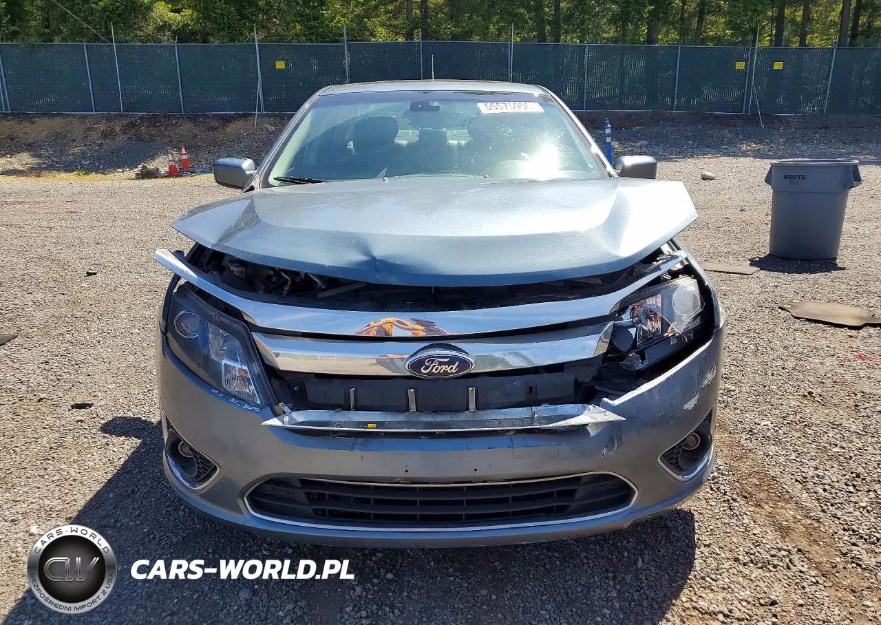 2012 Ford Fusion Hybrid VIN:3FADP0L38CR231984 - 5