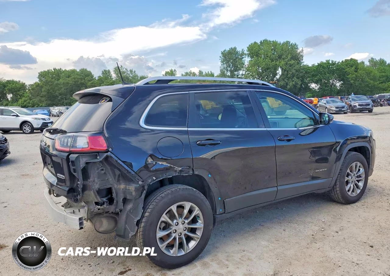 2020 Jeep Cherokee Latitude Plus VIN:1C4PJMLB9LD569457 - 3