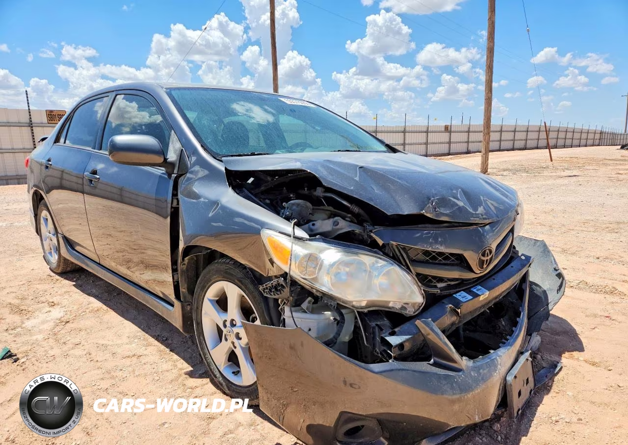 2013 Toyota Corolla VIN:5YFBU4EE4DP116984 - 4