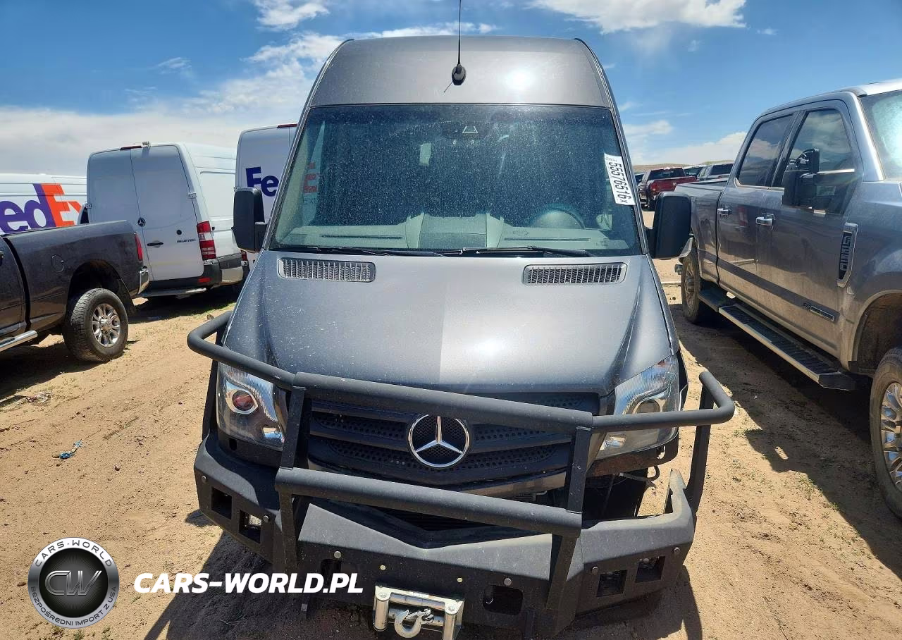 2018 Mercedes-Benz Sprinter 2500 VIN:WD4PE8CDXJP634203 - 5