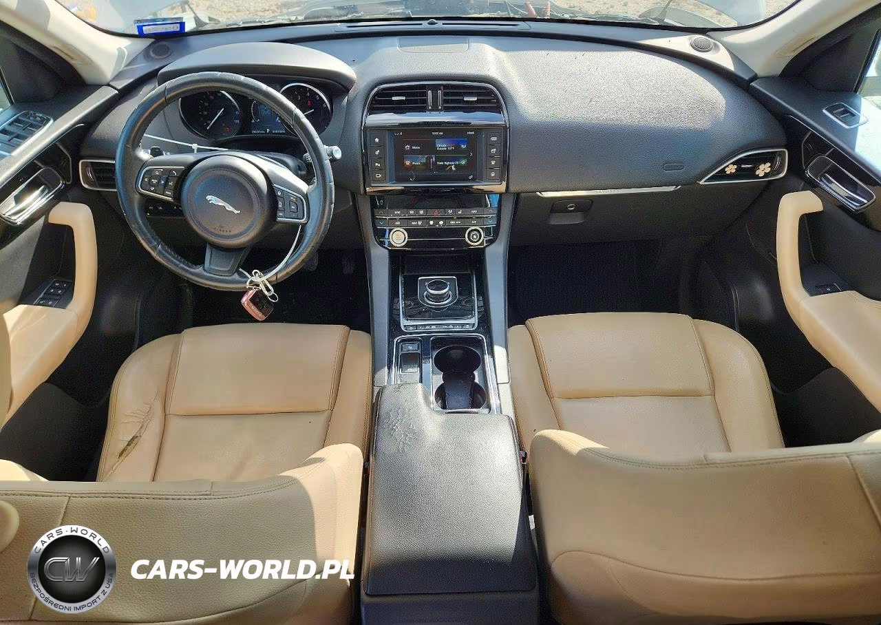 2018 Jaguar F-Pace Premium VIN:SADCJ2FX0JA265379 - 8
